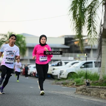 Runner Photo 7907625