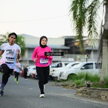 Runner Photo 7907628