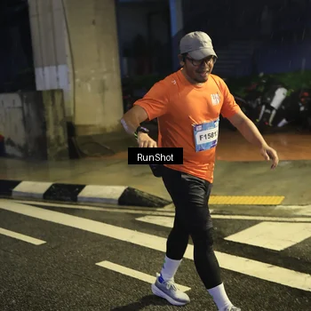 Runner Photo 7907633