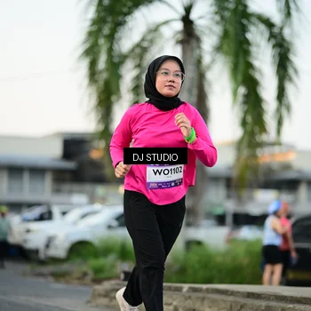 Runner Photo 7907644