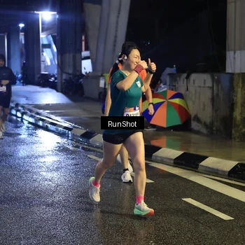 Runner Photo 7907646