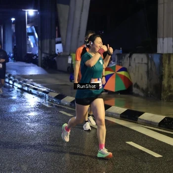 Runner Photo 7907648