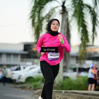 Runner Photo 7907658