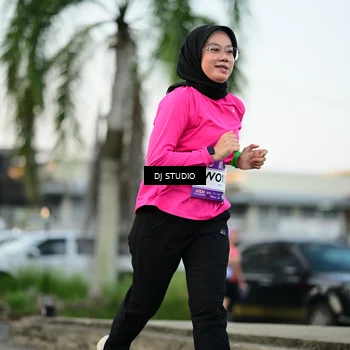 Runner Photo 7907662