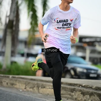 Runner Photo 7907671