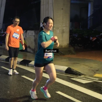 Runner Photo 7907672