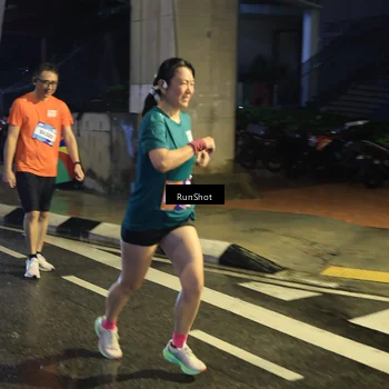 Runner Photo 7907674