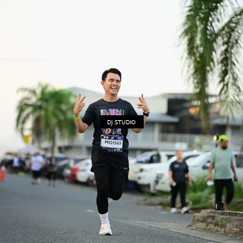 Runner Photo 7907675