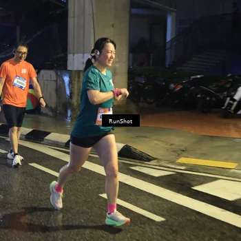 Runner Photo 7907676