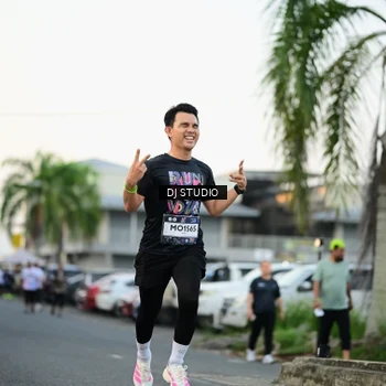 Runner Photo 7907677