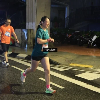 Runner Photo 7907679