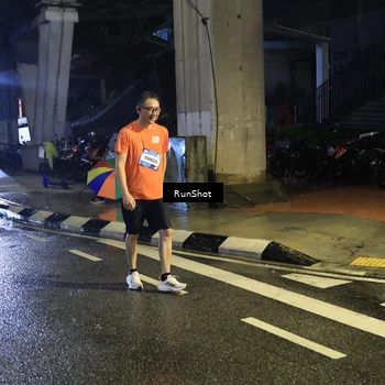Runner Photo 7907692