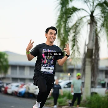 Runner Photo 7907693