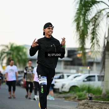 Runner Photo 7907699