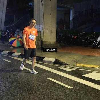 Runner Photo 7907708