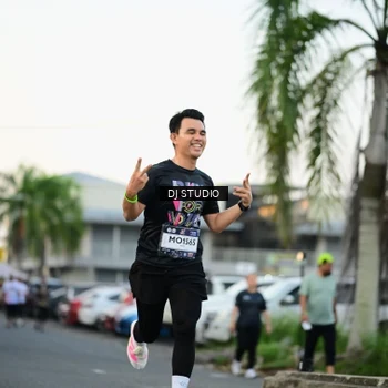 Runner Photo 7907712