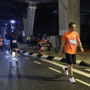 Runner Photo 7907714