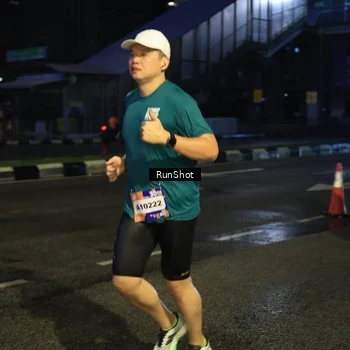 Runner Photo 7907725