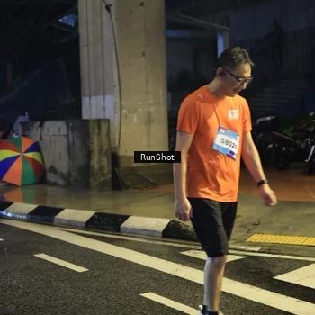 Runner Photo 7907730