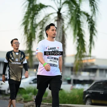 Runner Photo 7907735