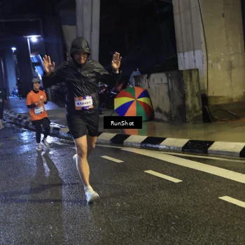Runner Photo 7907740