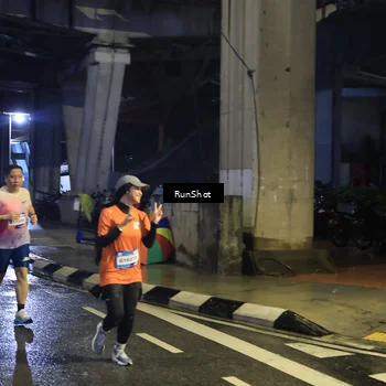 Runner Photo 7907755