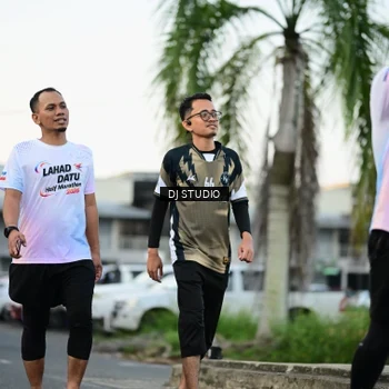 Runner Photo 7907756