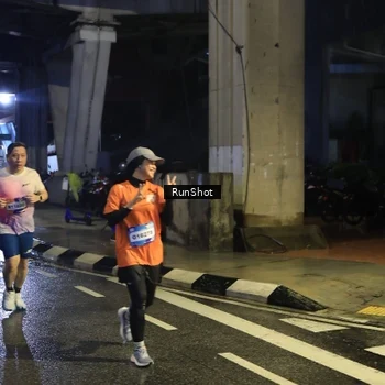 Runner Photo 7907762
