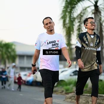 Runner Photo 7907764