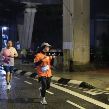 Runner Photo 7907765