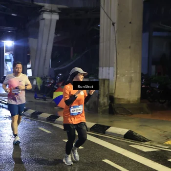 Runner Photo 7907770