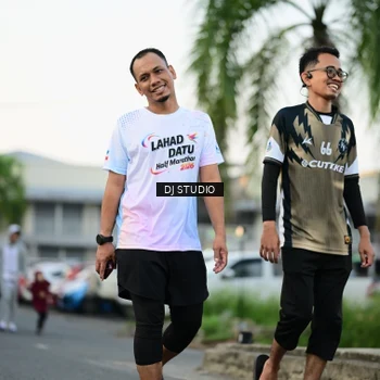 Runner Photo 7907771