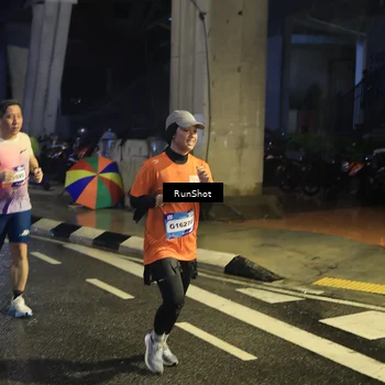 Runner Photo 7907775