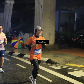 Runner Photo 7907783