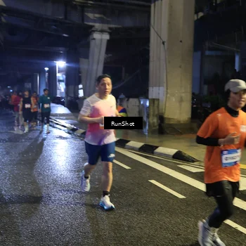 Runner Photo 7907802