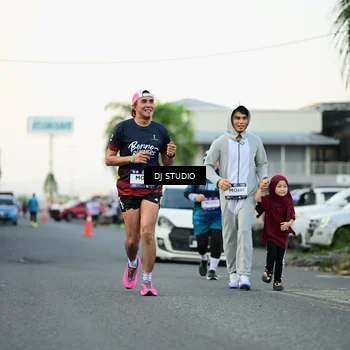 Runner Photo 7907805