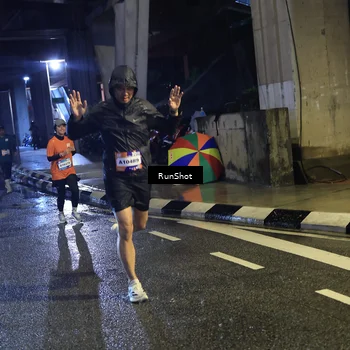 Runner Photo 7907812