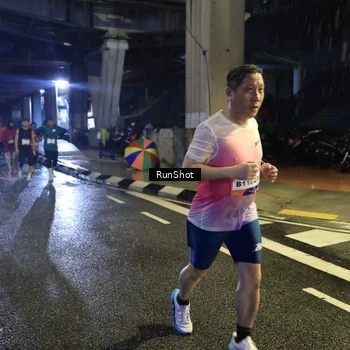 Runner Photo 7907819