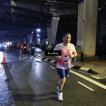 Runner Photo 7907822