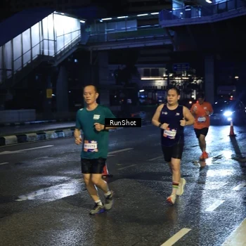 Runner Photo 7907823