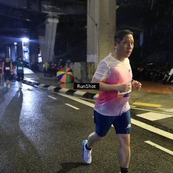 Runner Photo 7907827