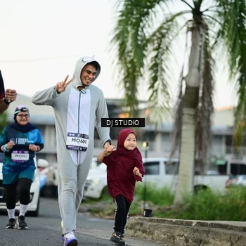 Runner Photo 7907831