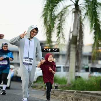 Runner Photo 7907835