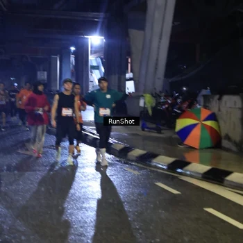 Runner Photo 7907844