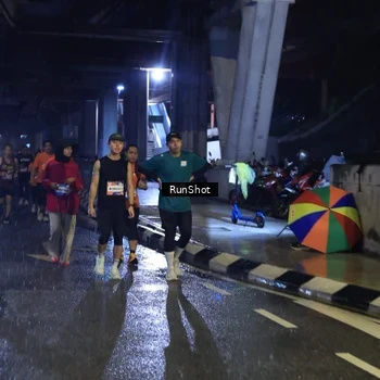 Runner Photo 7907852