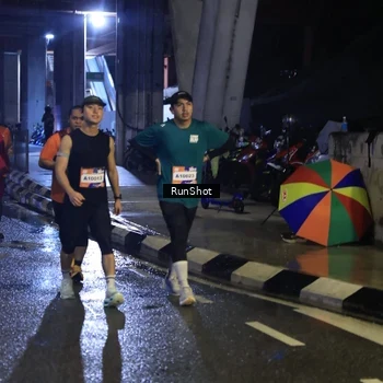 Runner Photo 7907859