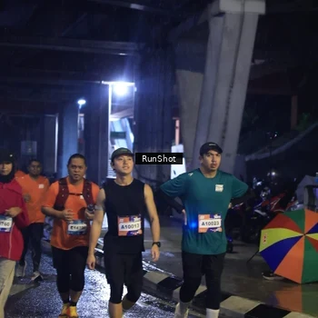 Runner Photo 7907869
