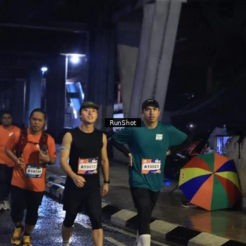 Runner Photo 7907872