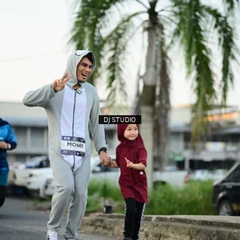 Runner Photo 7907874