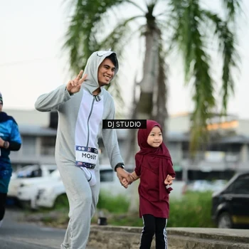 Runner Photo 7907887